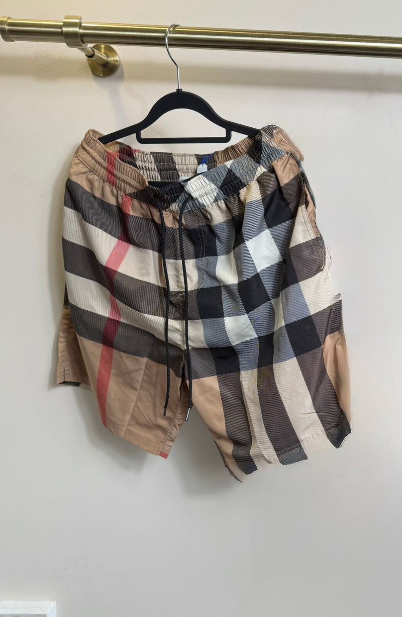 Burberry check beige short